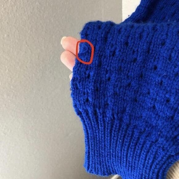 Vintage Midwest Traders Size Medium Blue Knit Sweater Cozy Winter Preppy Warm - Picture 4 of 7